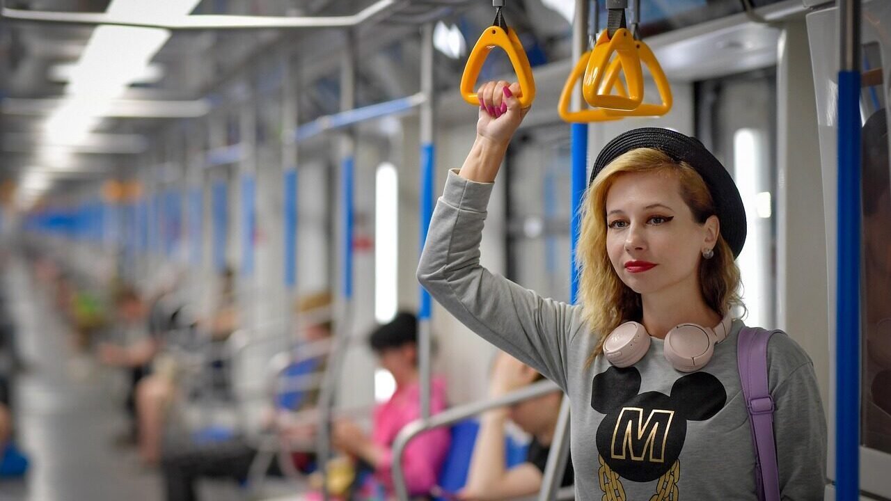Moscow metro — affordable transport for students in Moscow Russia
