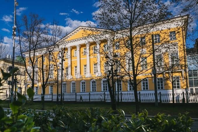 Higher School of Economics (HSE University)
